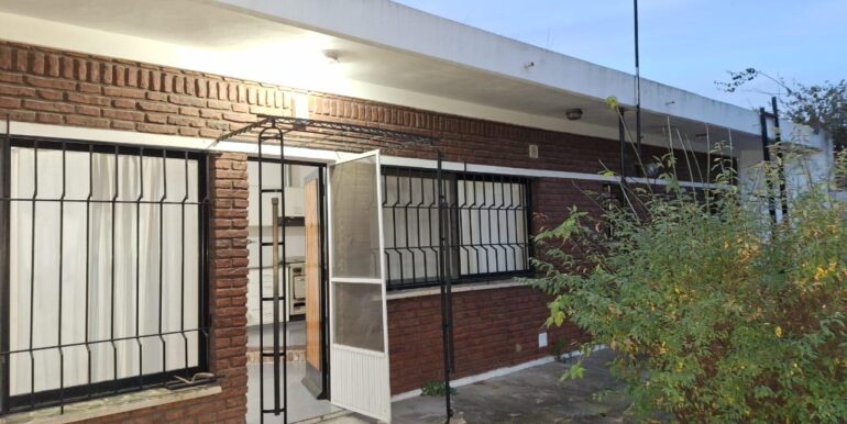 aaca3ed5-e570-4ff9-985a-7d971caec962