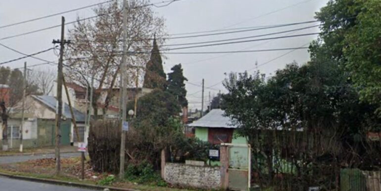 b1ef7b64-c7bb-48f9-8c09-4bf268774e7d