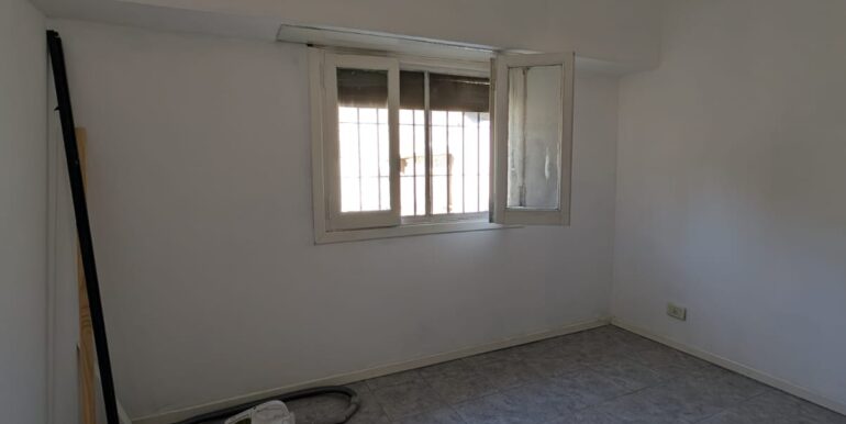 b0f7bc9b-f8fe-46bd-8164-26802f64e5d1